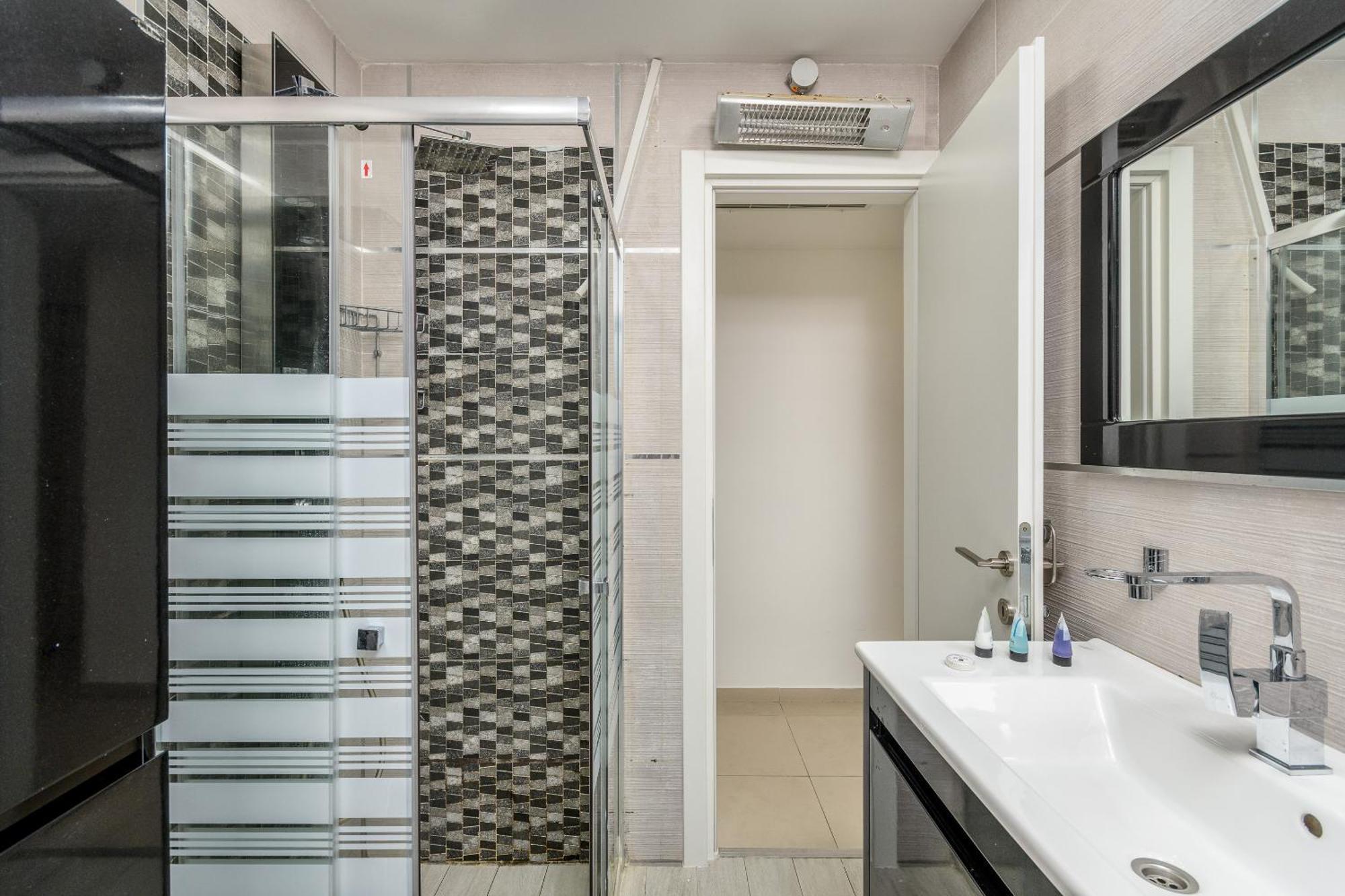 Very Nice 1 Bdr Apartment 2 Min From The Beach ! Tel Aviv Bagian luar foto